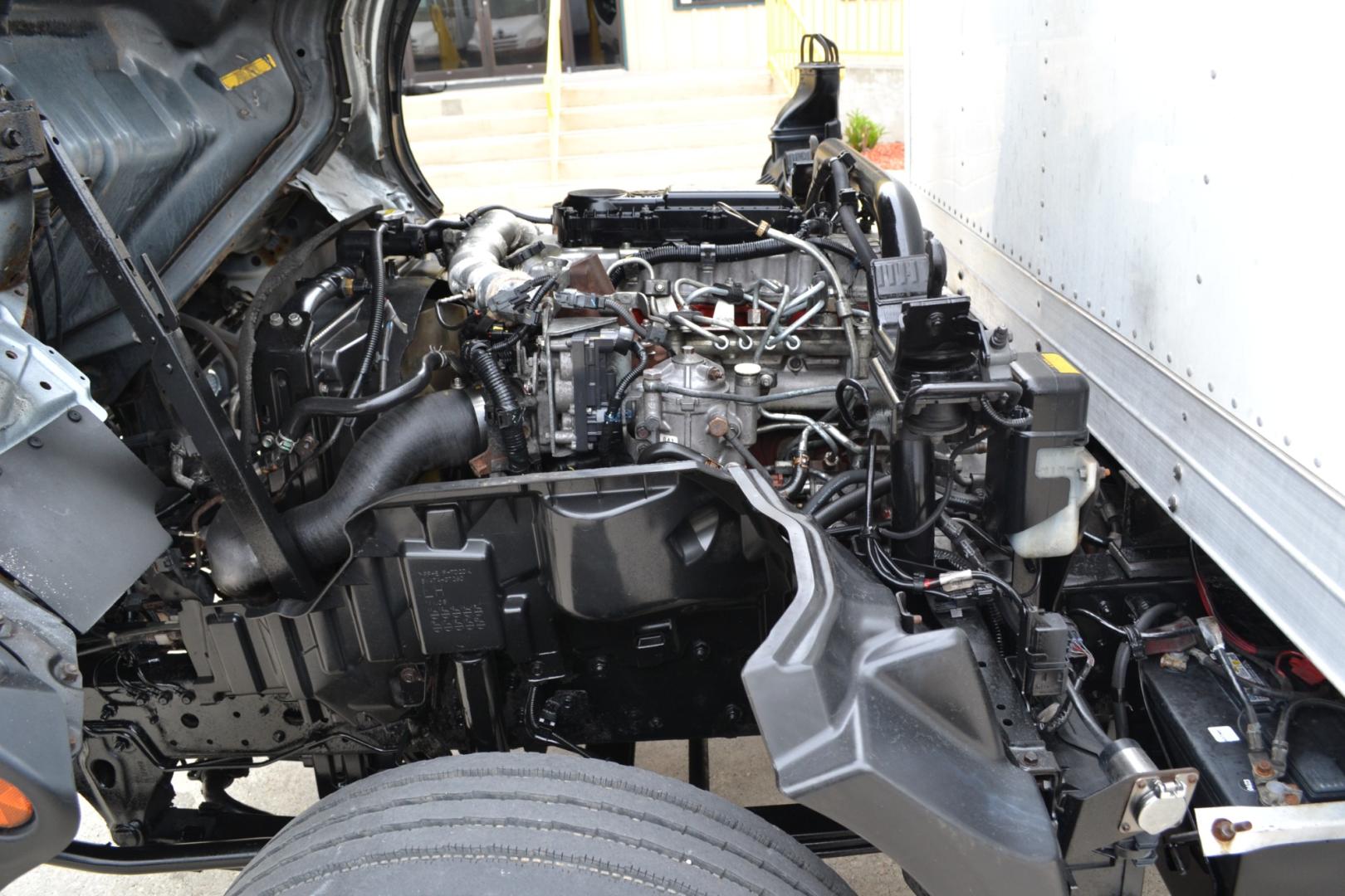 2016 WHITE /BLACK HINO 195 with an JO5E-TP 5.1L 210HP TURBO CHARGED DIESEL engine, AISIN A465 6SPD AUTOMATIC transmission, located at 9172 North Fwy, Houston, TX, 77037, (713) 910-6868, 29.887470, -95.411903 - Photo#11